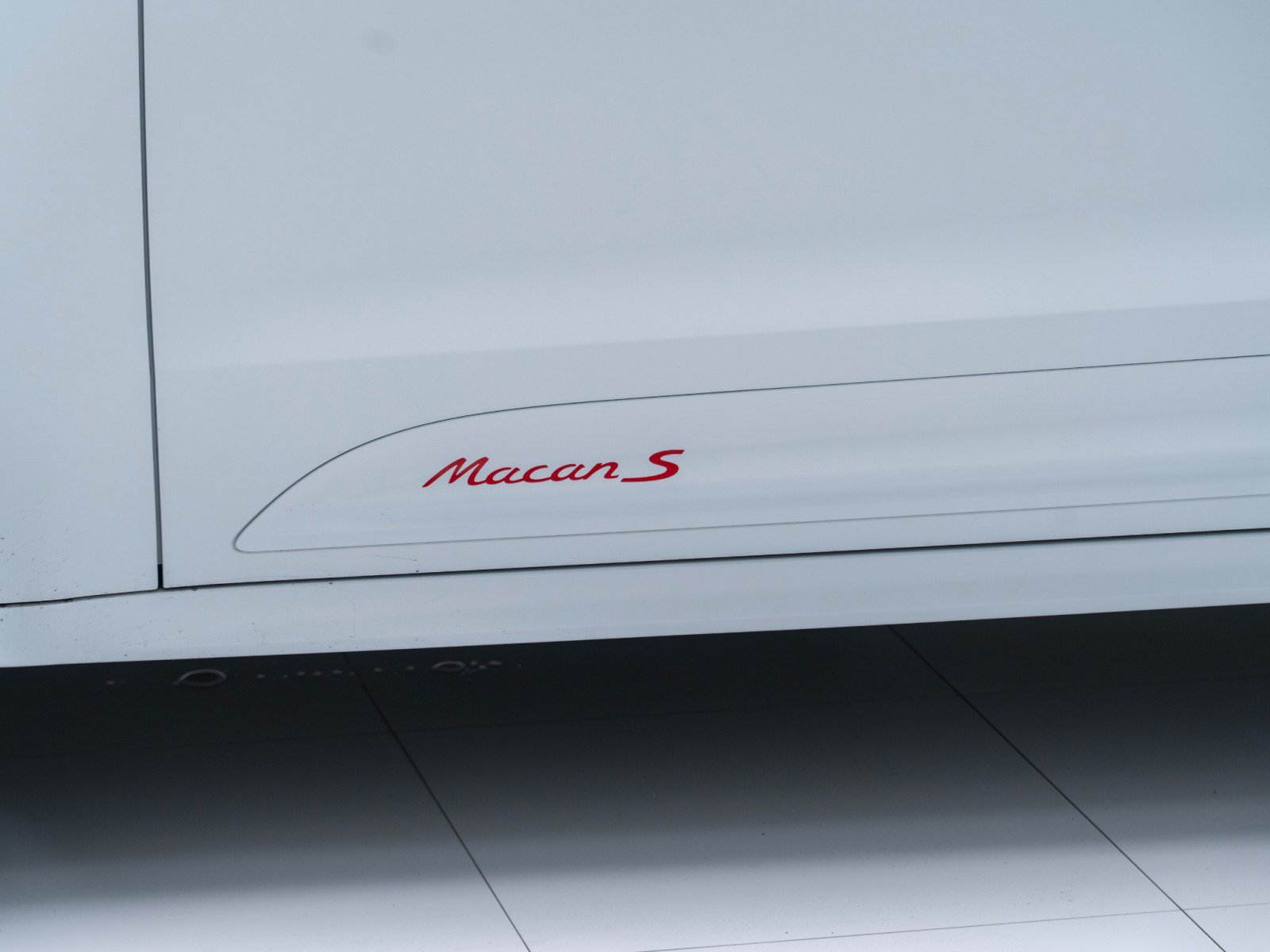 New 2026 Porsche Macan S AWD/4WD image 11