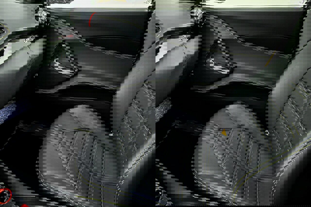 Used 2019 Ferrari 812 Superfast image 35