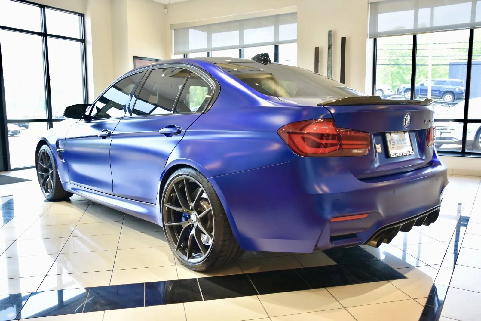 Used 2018 BMW M3 CS w/ Executive Package RWD image 4