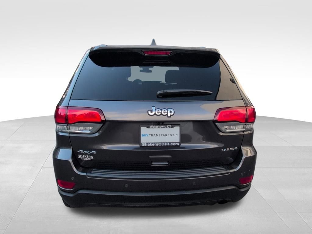 Used 2021 Jeep Grand Cherokee Laredo image 4