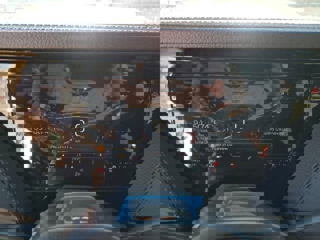 New 2026 GMC Yukon XL Denali w/ Denali Reserve Package image 30