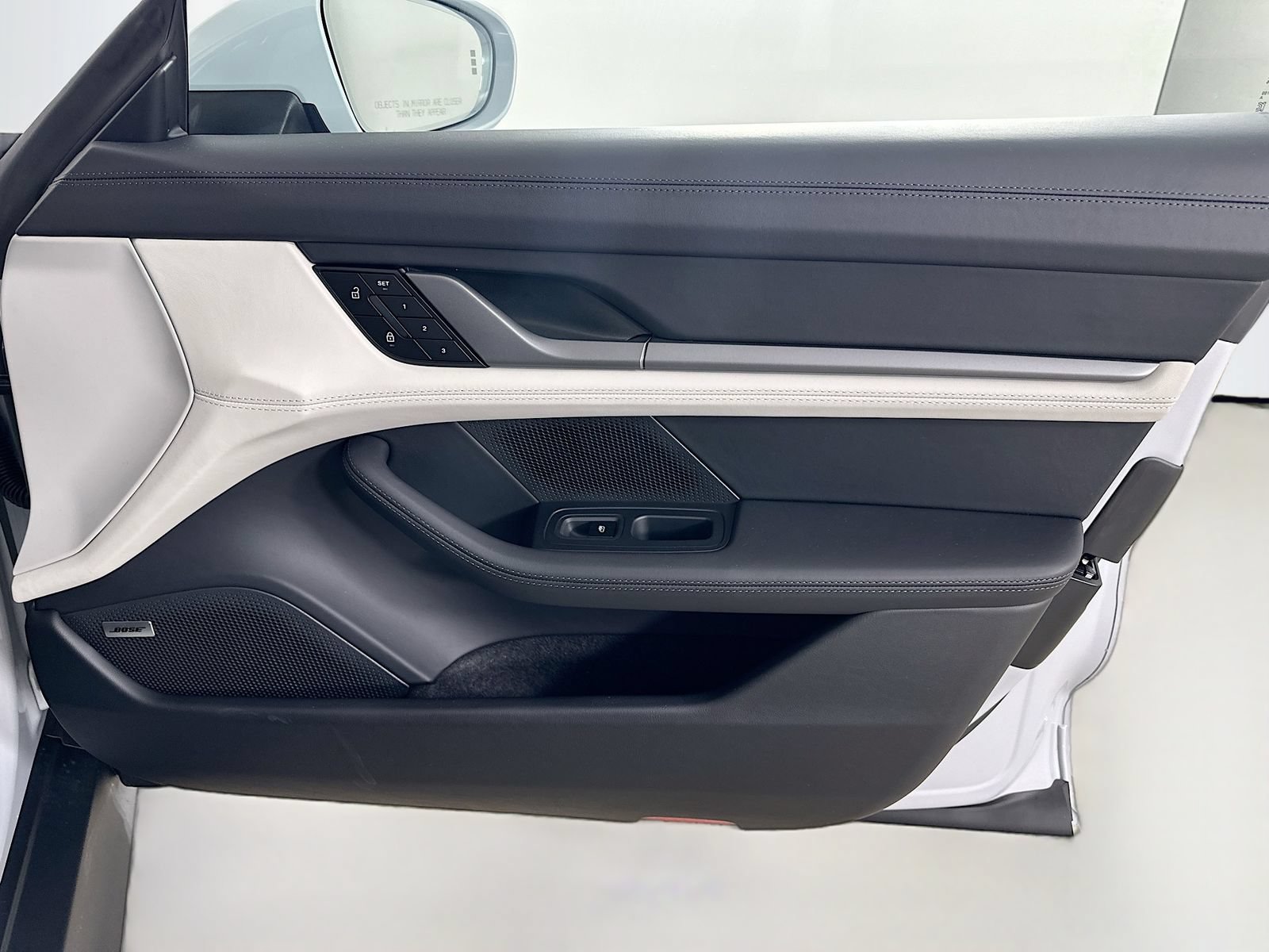 New 2026 Porsche Taycan AWD/4WD image 42