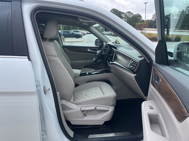 New 2026 Volkswagen Atlas SE image 32