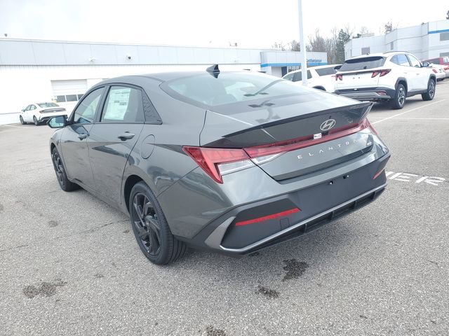 New 2026 Hyundai Elantra Sport image 3