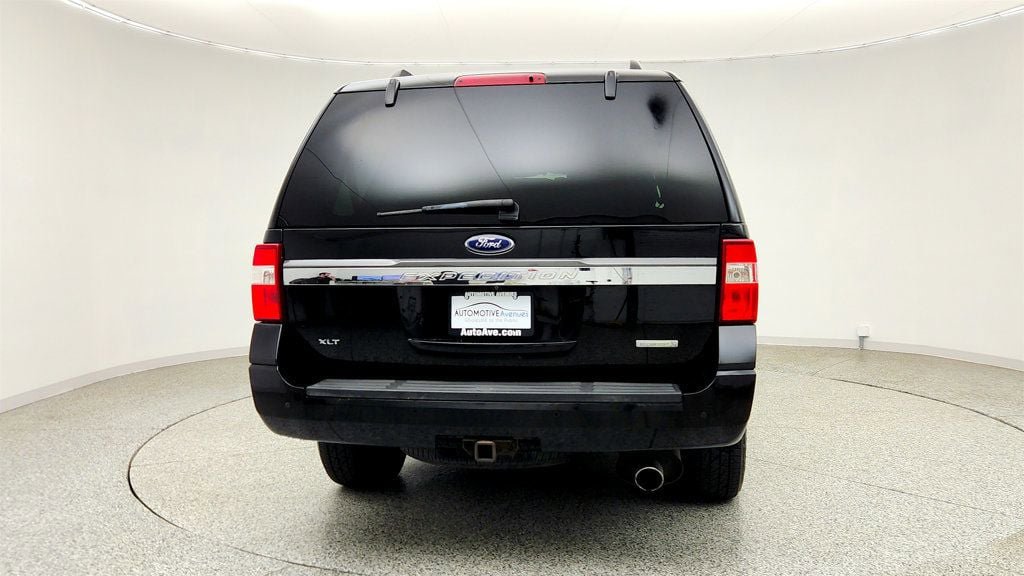 Used 2016 Ford Expedition XLT AWD/4WD image 6