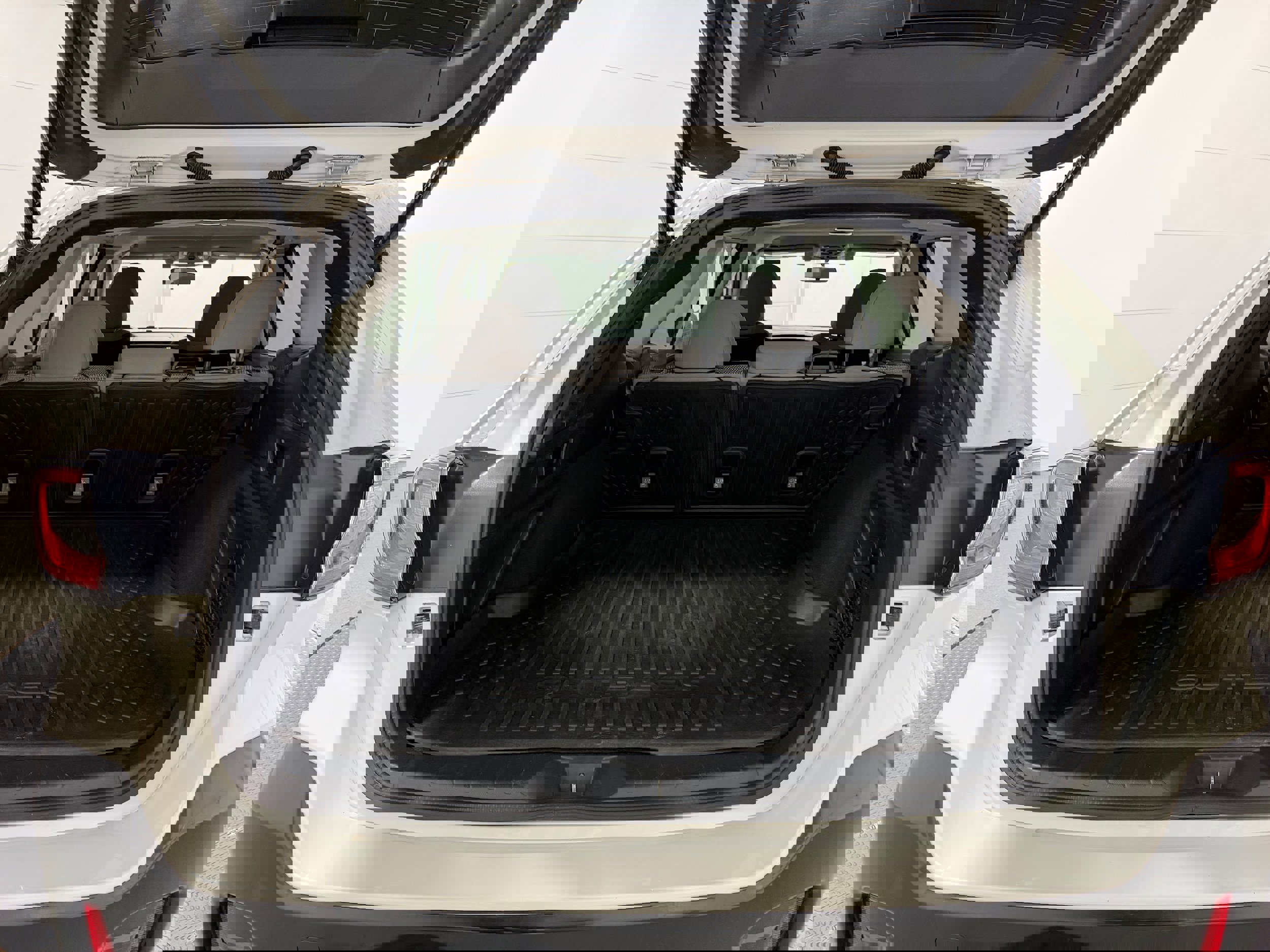 Used 2021 Subaru Outback Premium image 28