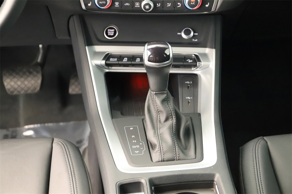 Certified 2025 Audi Q3 2.0T Premium Plus w/ Premium Plus Package image 22