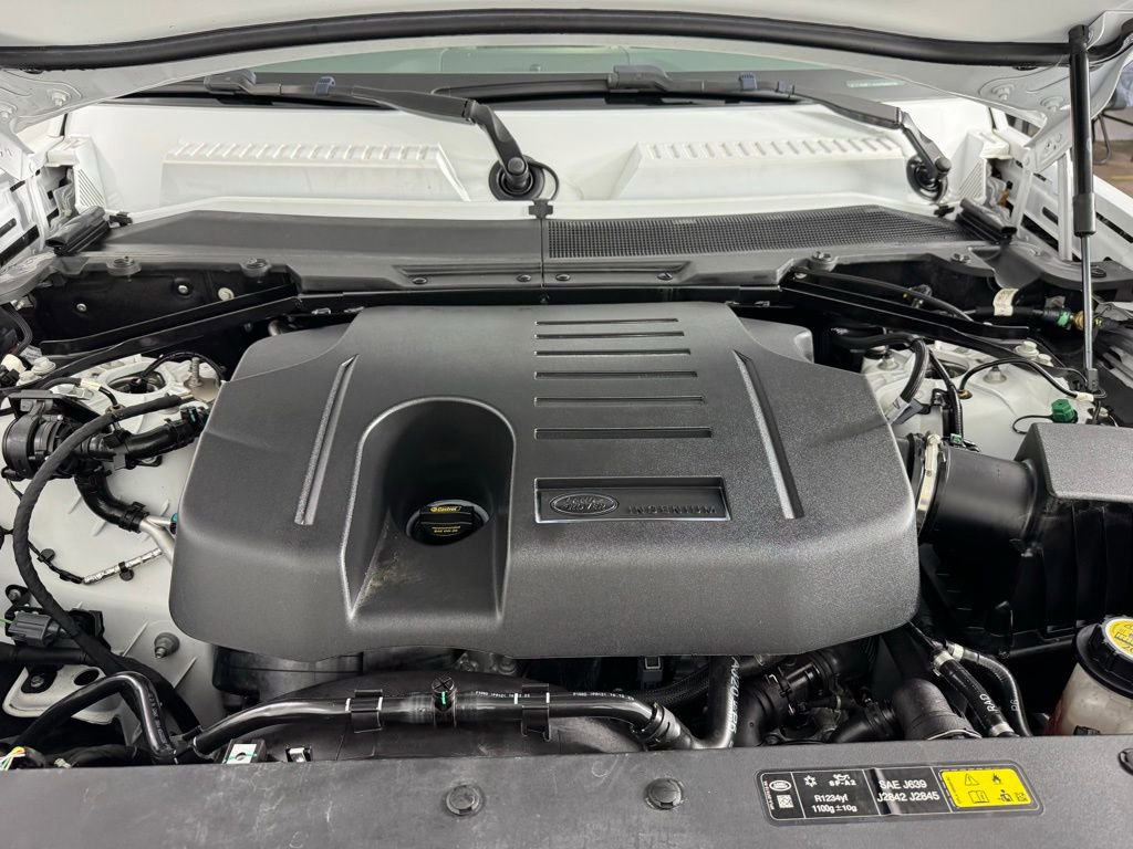 Used 2024 Land Rover Defender 130 S image 35