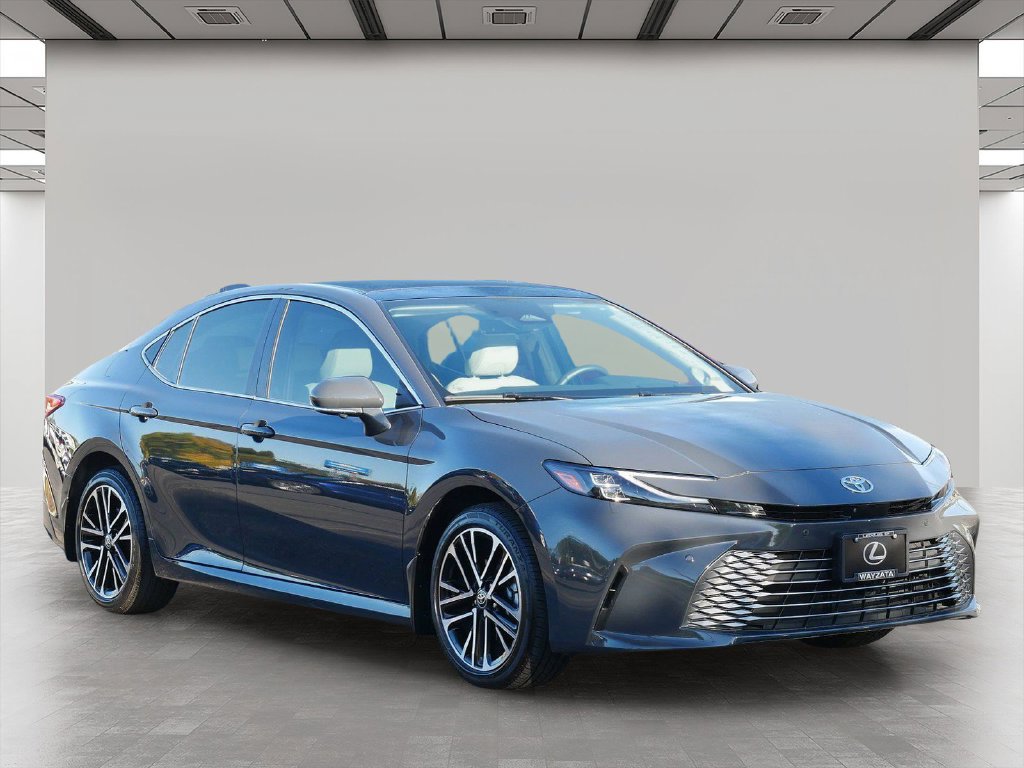 Used 2025 Toyota Camry XLE w/ Premium Plus Package