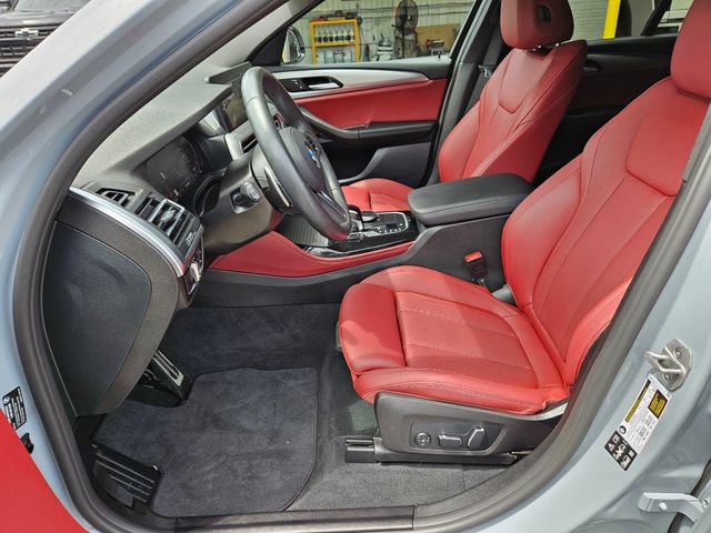 Used 2025 BMW X4 xDrive30i w/ Premium Package AWD/4WD image 22