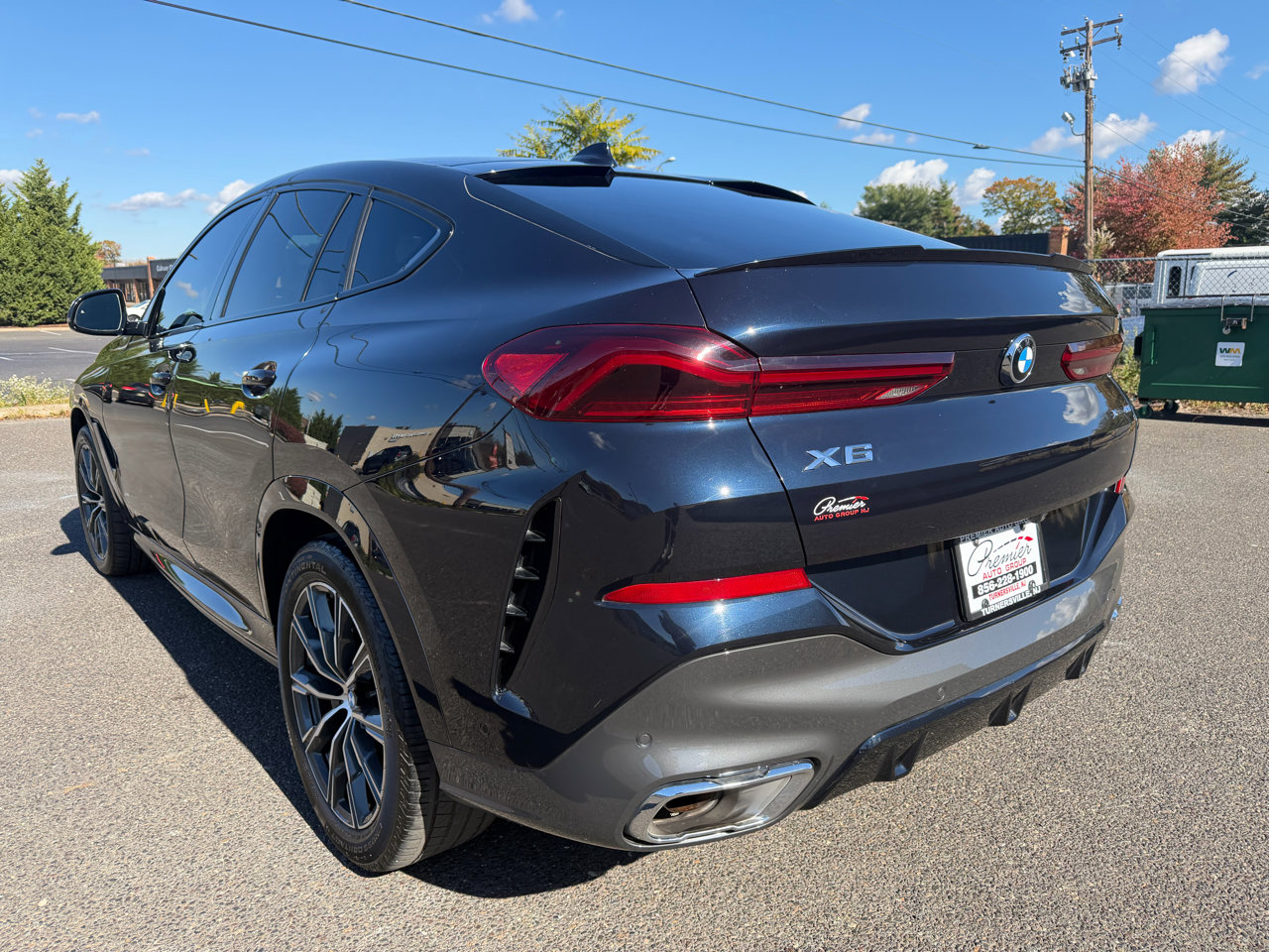 Used 2021 BMW X6 xDrive40i w/ Premium Essential Package image 7