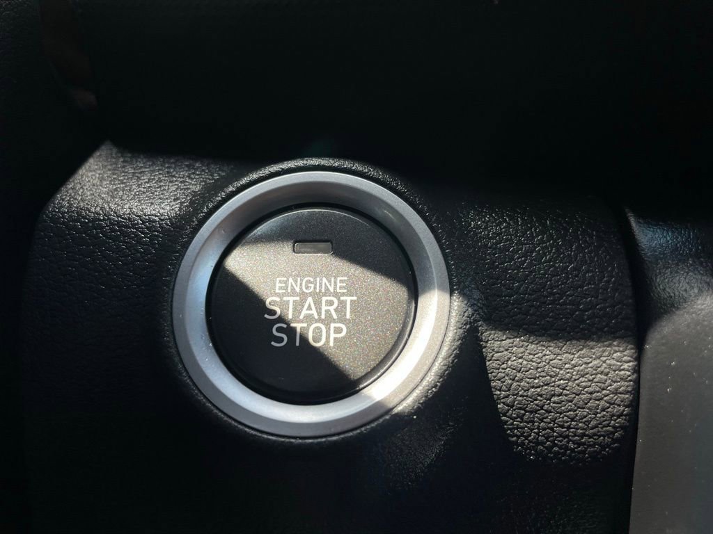 Used 2022 Hyundai Kona SEL FWD image 23