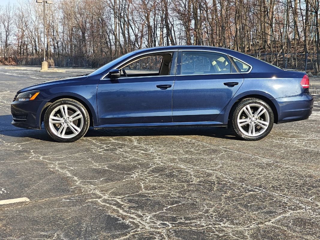 Used 2015 Volkswagen Passat TDI SE image 5