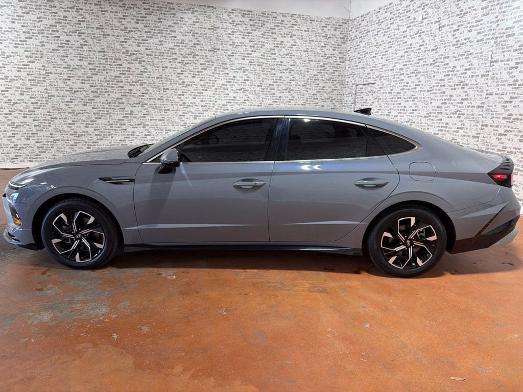 Used 2024 Hyundai Sonata SEL FWD image 4