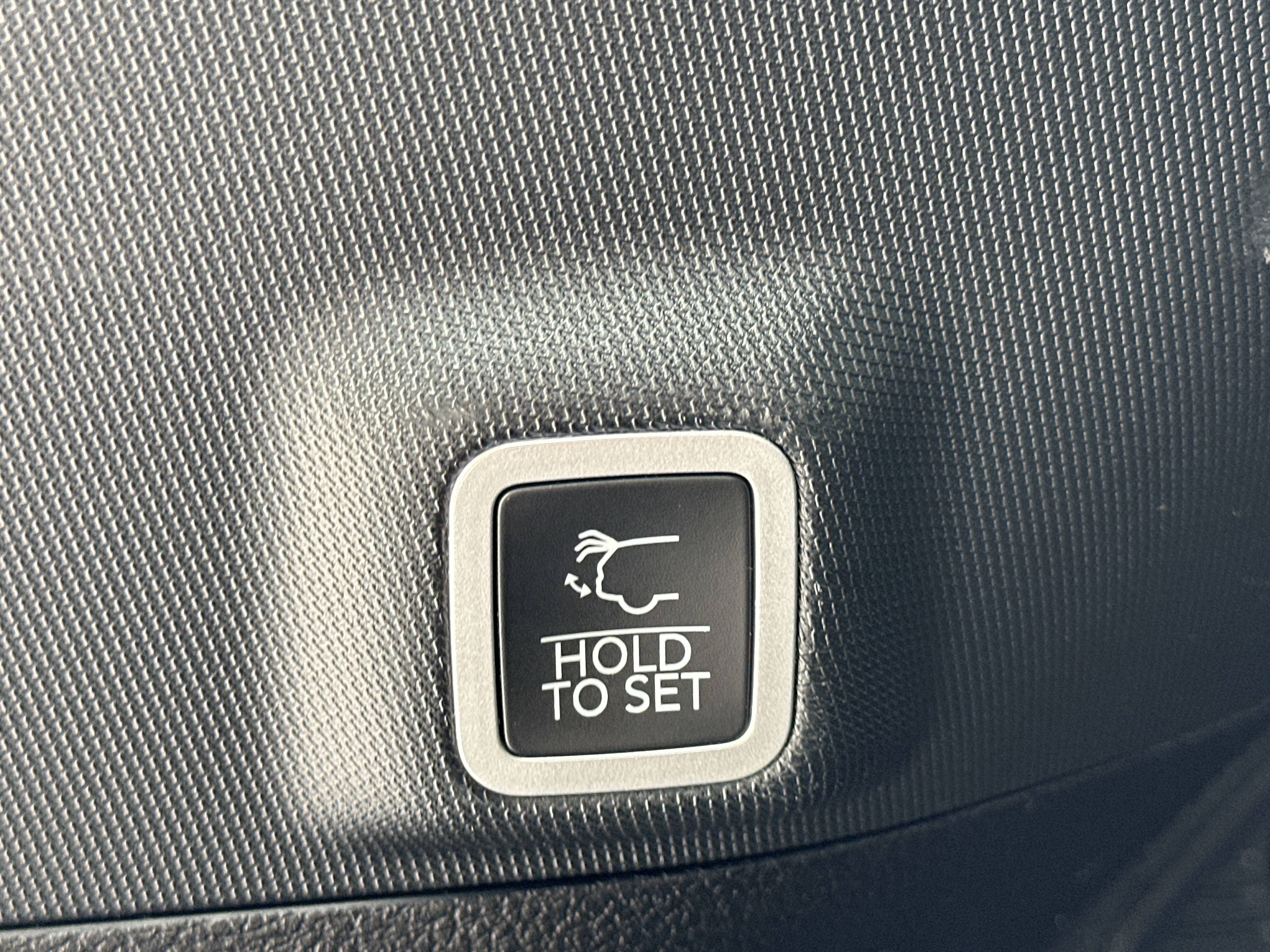 Used 2024 Jeep Grand Cherokee Limited 4xe image 19