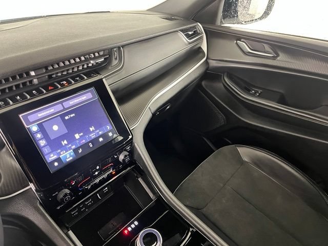 Used 2023 Jeep Grand Cherokee L Laredo AWD/4WD image 36