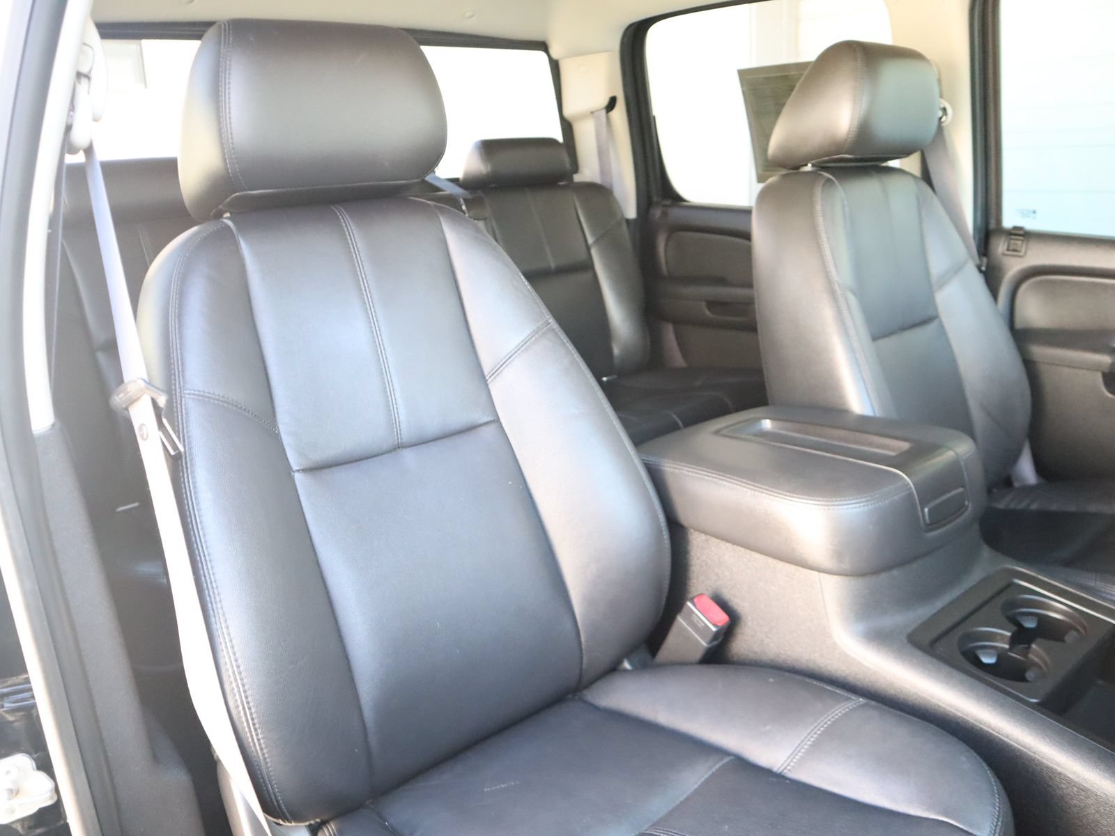 Used 2012 Chevrolet Silverado 2500 LTZ w/ LTZ Plus Package AWD/4WD image 51