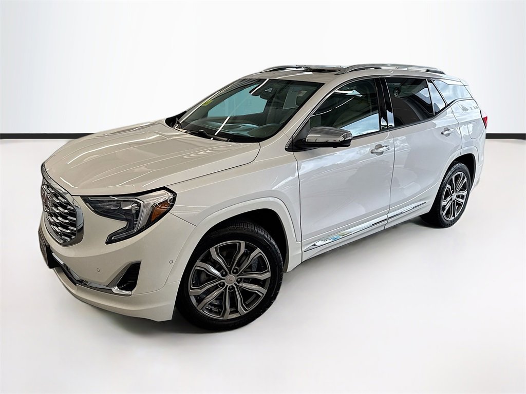 Used 2020 GMC Terrain Denali w/ Denali Premium Package