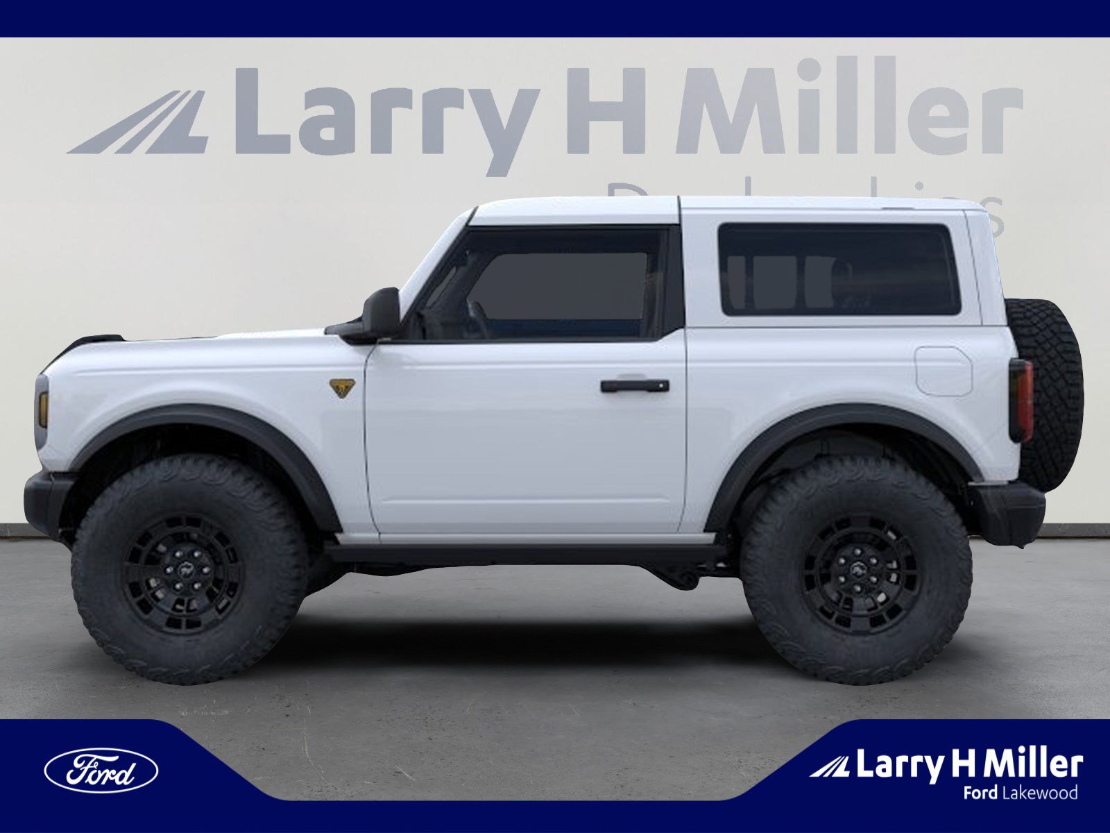 New 2026 Ford Bronco Badlands image 3