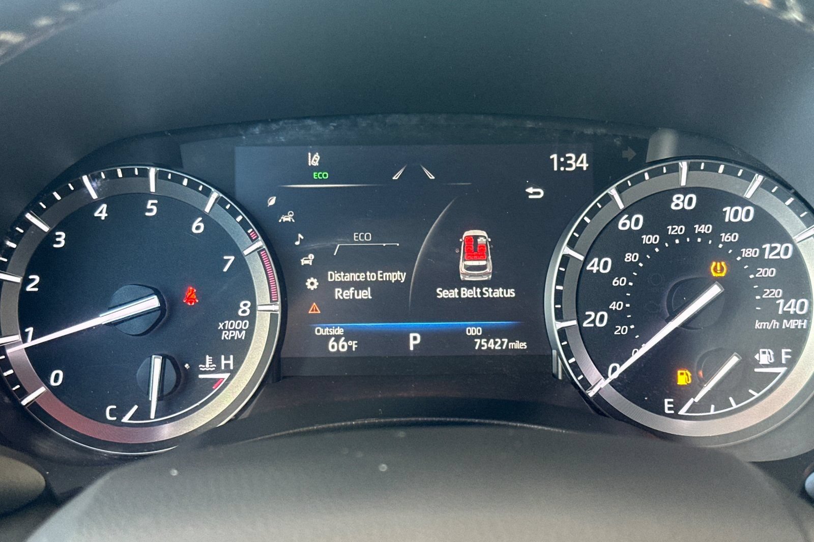 Certified 2021 Toyota Highlander Platinum AWD/4WD image 29