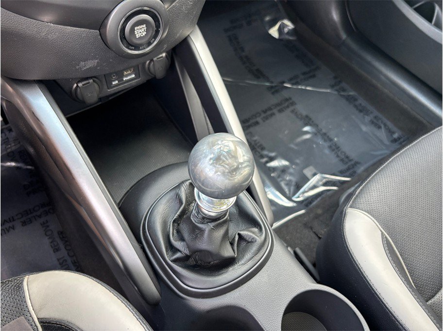 Used 2014 Hyundai Veloster Turbo w/ Turbo Technology Package 04 FWD image 32