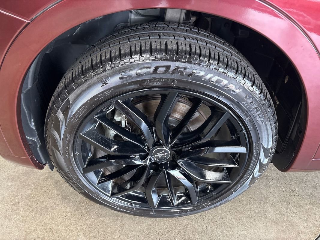 Used 2022 Maserati Levante GT image 25