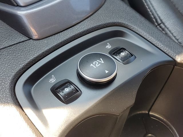 Used 2014 Ford Focus Titanium w/ Luxury Package FWD image 26