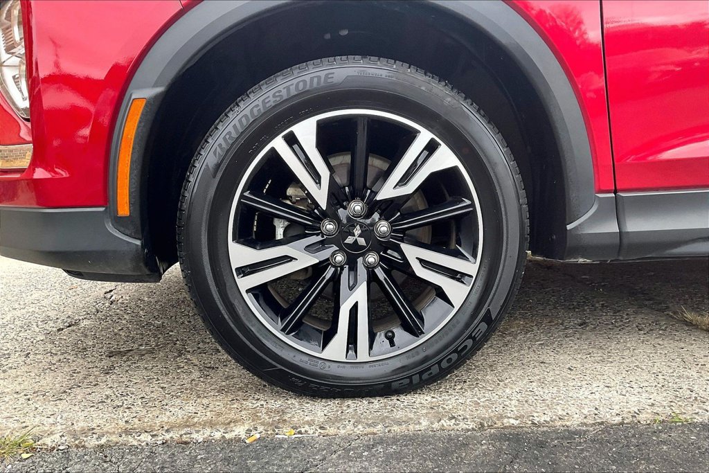 Used 2025 Mitsubishi Eclipse Cross SE AWD/4WD image 9