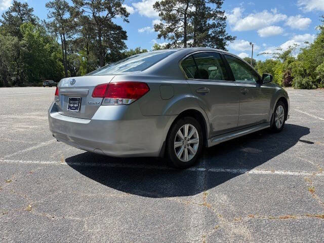 Used 2011 Subaru Legacy 2.5i Premium image 5