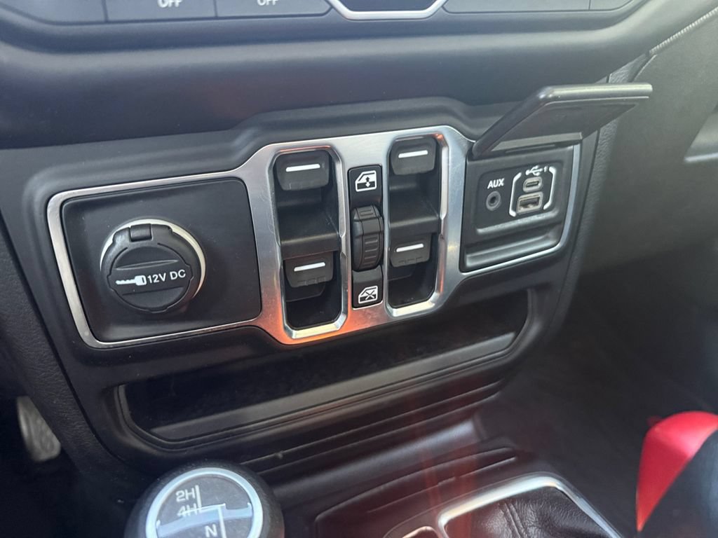 Used 2021 Jeep Gladiator Sport AWD/4WD image 27