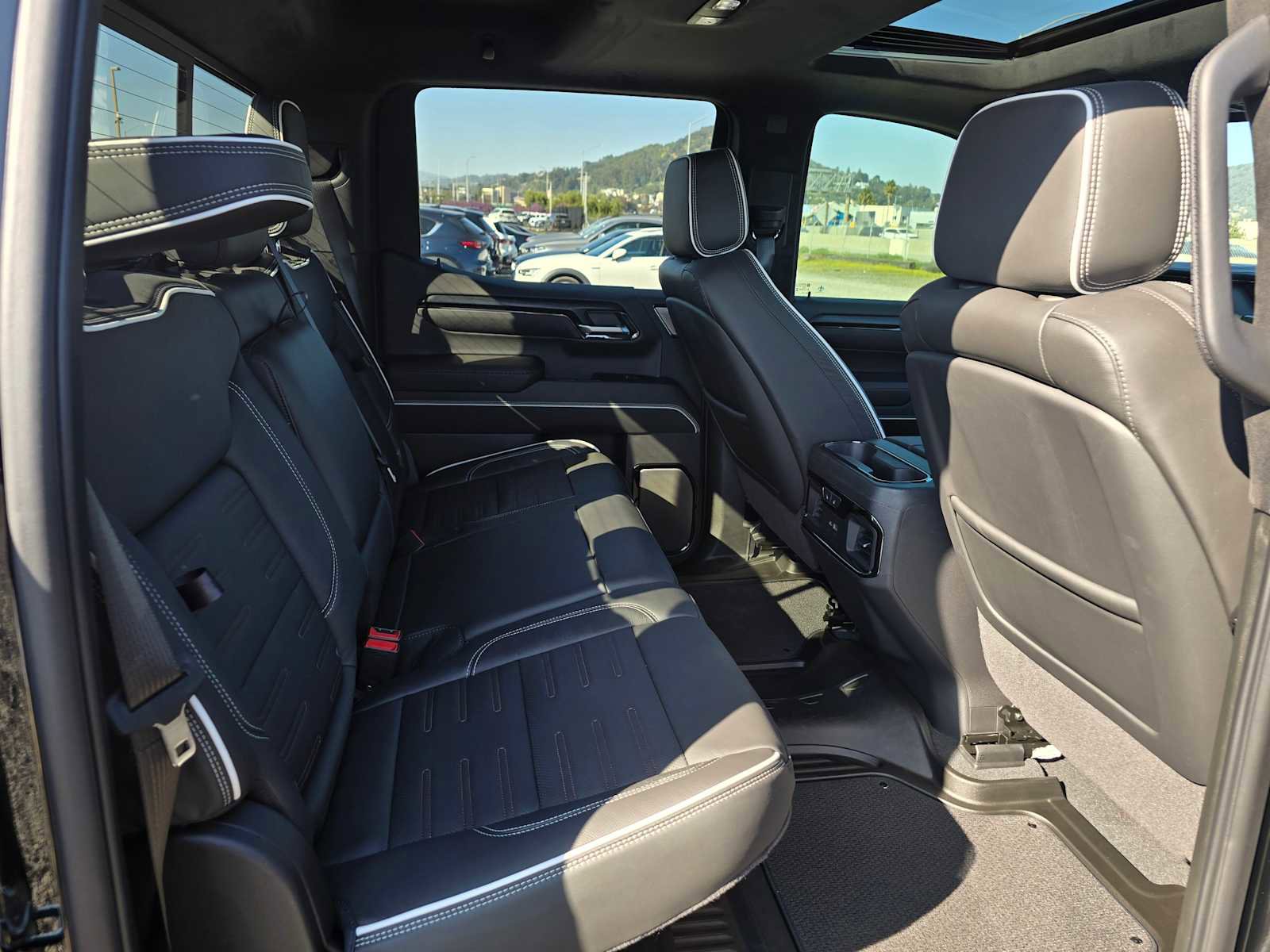 Used 2025 GMC Sierra 1500 AT4X image 13