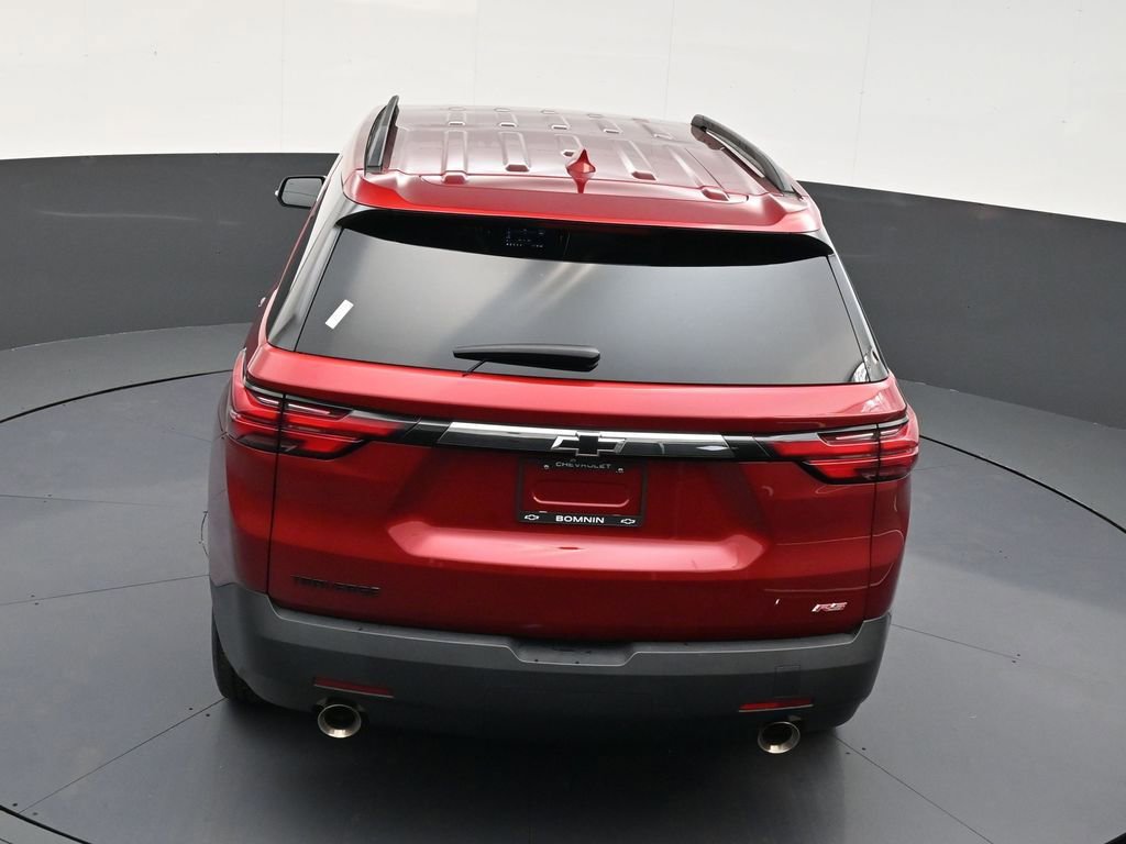 Used 2023 Chevrolet Traverse RS image 16