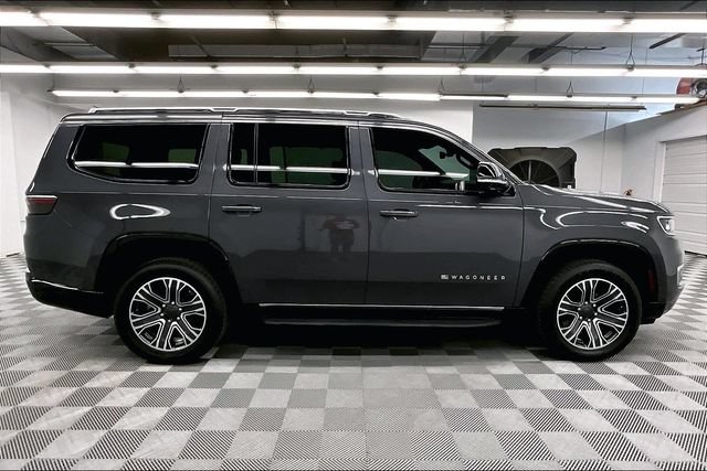 Used 2023 Jeep Wagoneer 4WD w/ Premium Group I image 14