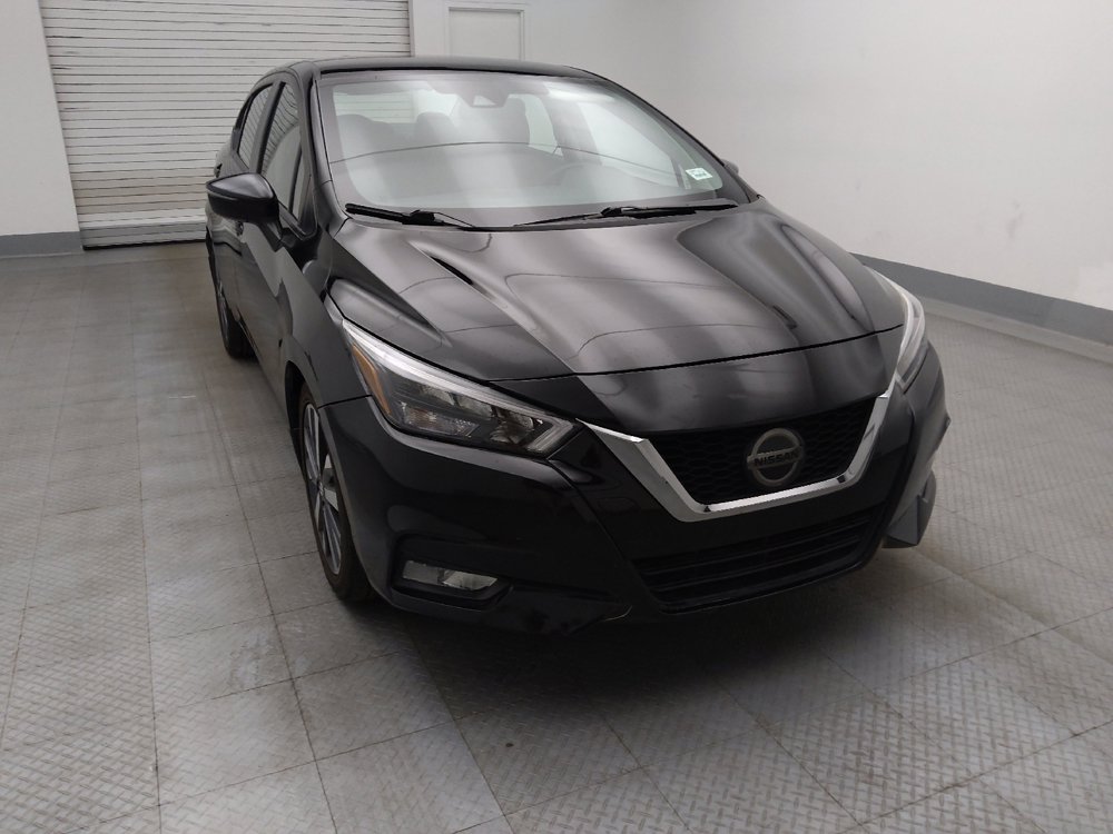 Used 2020 Nissan Versa SR FWD image 14