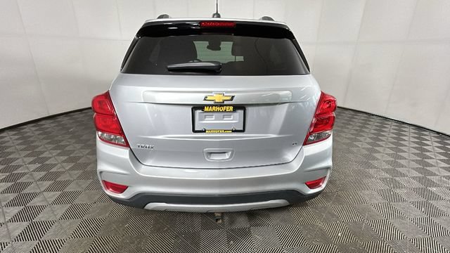 Used 2017 Chevrolet Trax LT w/ LT Convenience Package FWD image 4