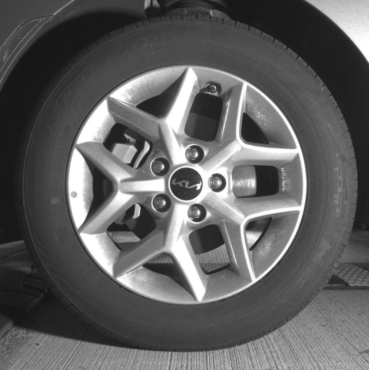 Used 2025 Kia Soul LX w/ LX Technology Package FWD image 12