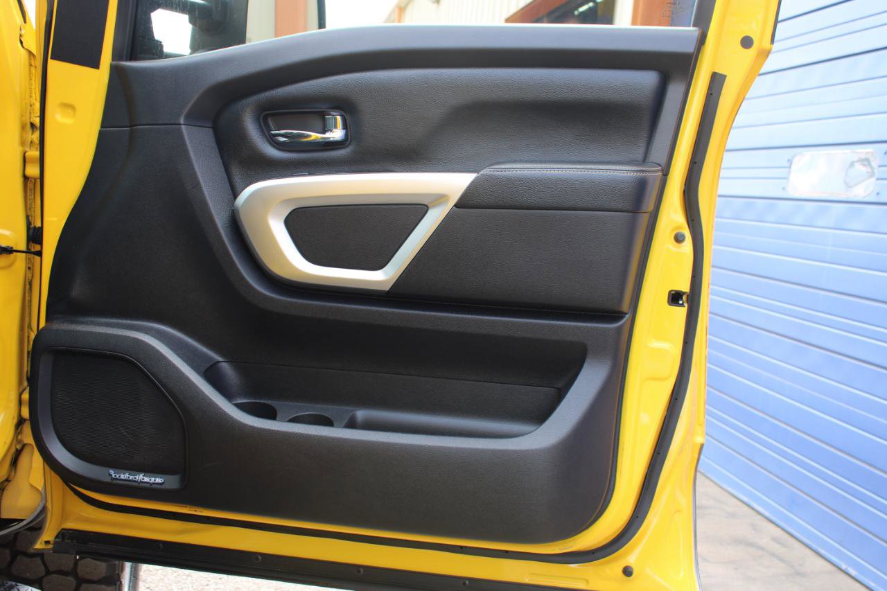 Used 2017 Nissan Titan PRO-4X w/ Pro-4x Convenience Package image 41