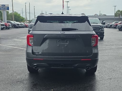 Certified 2023 Ford Explorer XLT w/ Equipment Group 202A RWD image 12