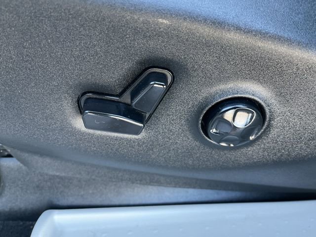 Used 2017 Chrysler Pacifica LX image 16