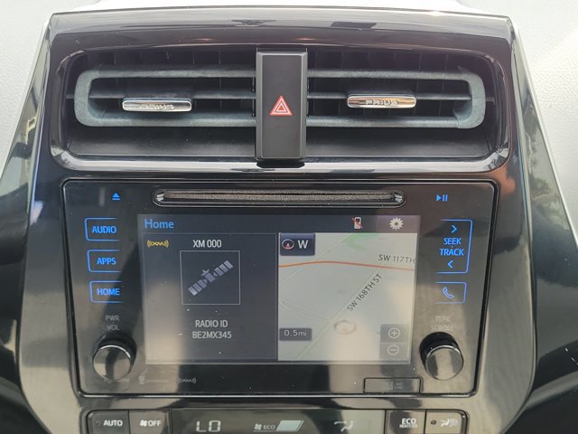Used 2016 Toyota Prius Three FWD image 17