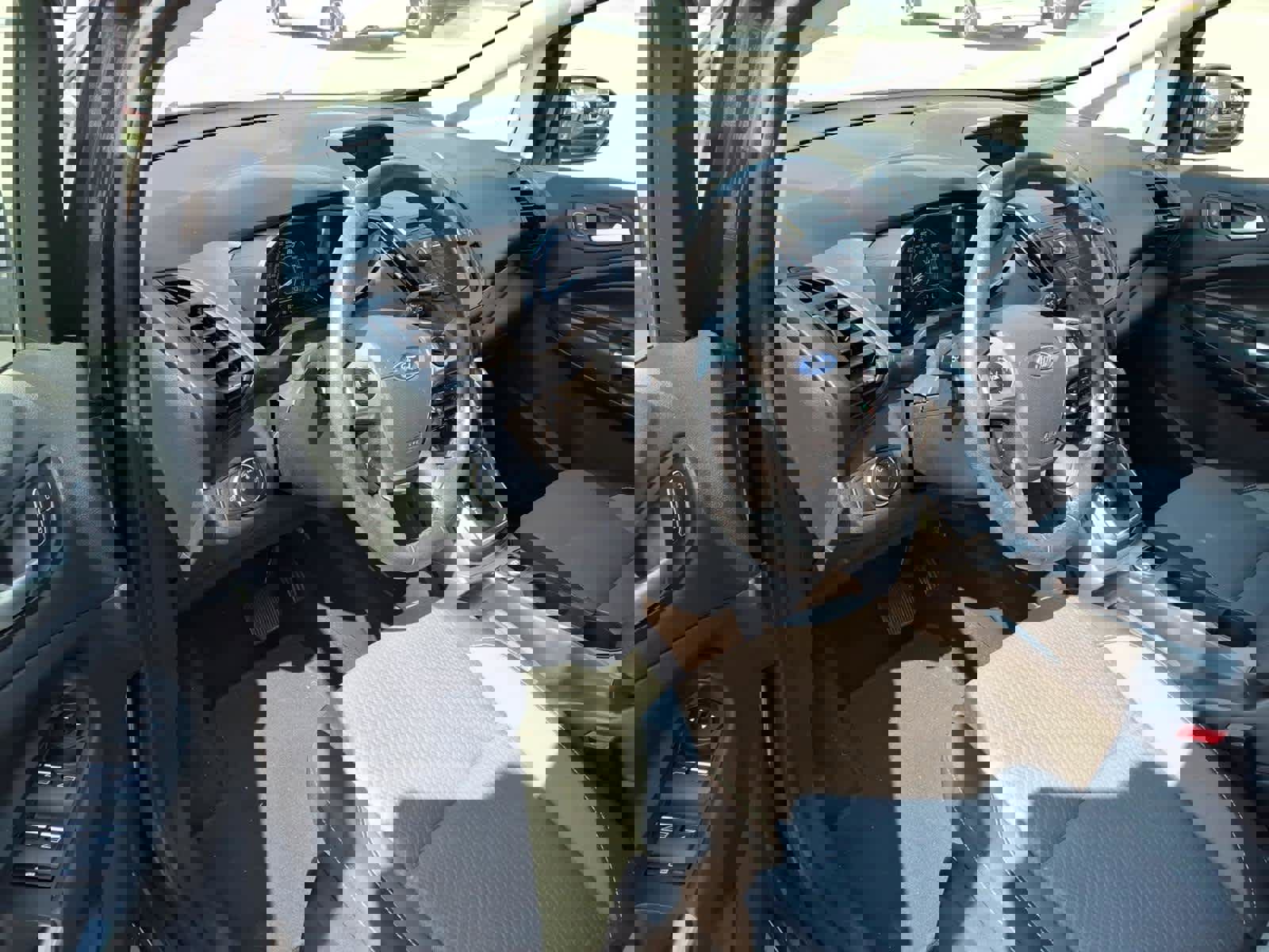 Used 2017 Ford C-MAX SE image 6