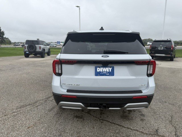 Certified 2026 Ford Explorer Platinum w/ LUX Leather Package AWD/4WD image 8