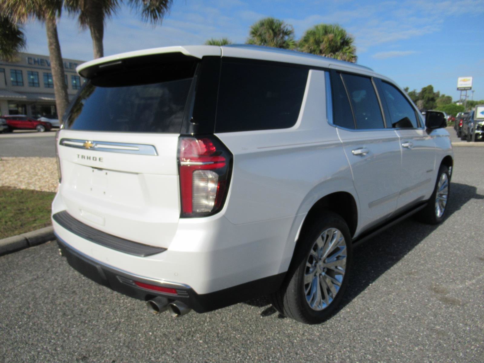 Certified 2021 Chevrolet Tahoe High Country w/ Premium Package AWD/4WD image 7