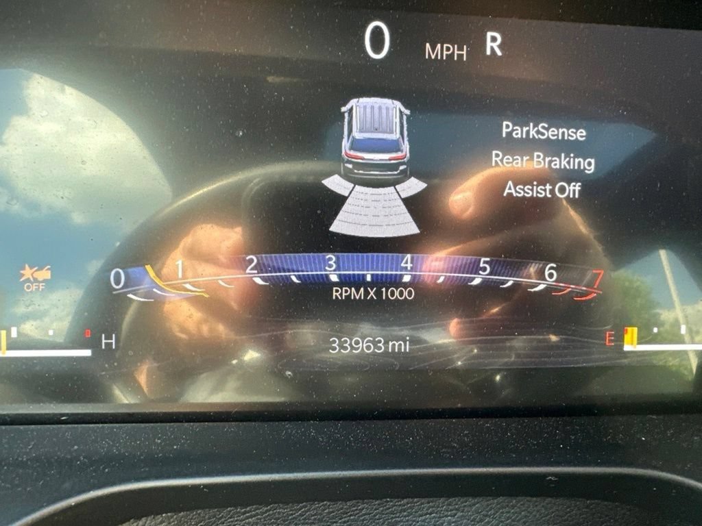 Used 2023 Jeep Grand Cherokee L Laredo AWD/4WD image 12