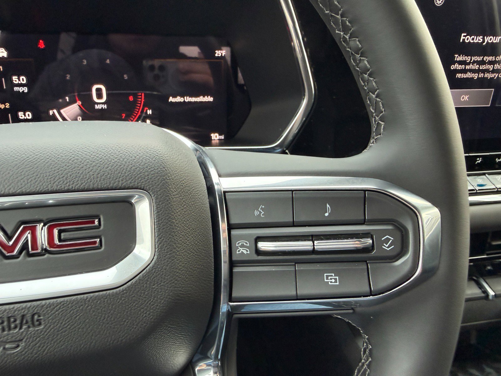 New 2026 GMC Canyon Elevation w/ LPO, Sports Bar Package image 24