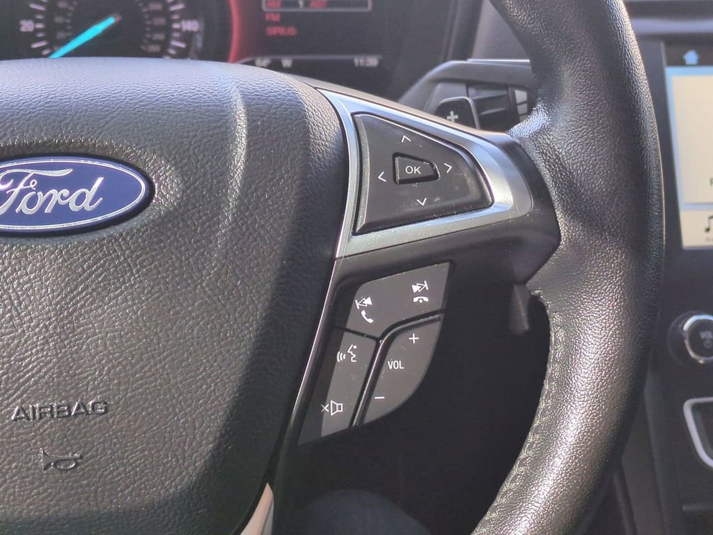 Used 2018 Ford Fusion SE w/ Equipment Group 201A image 24