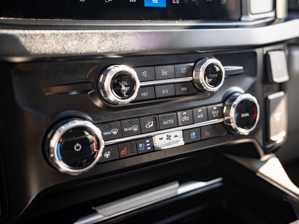 Used 2024 Ford F450 Limited w/ FX4 Off-Road Package image 27