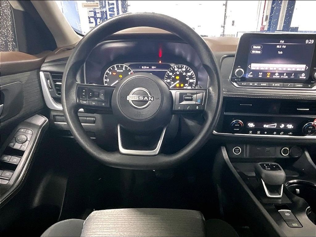 Certified 2023 Nissan Rogue SV AWD/4WD image 17