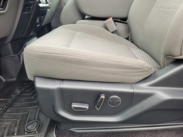 Used 2017 Ford F150 XLT w/ Equipment Group 302A Luxury image 21