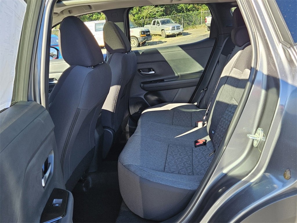 New 2026 Nissan Kicks SV w/ SV Premium Package image 4